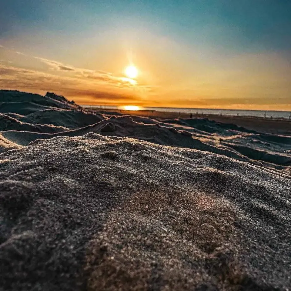 Zachód słońca na plaży